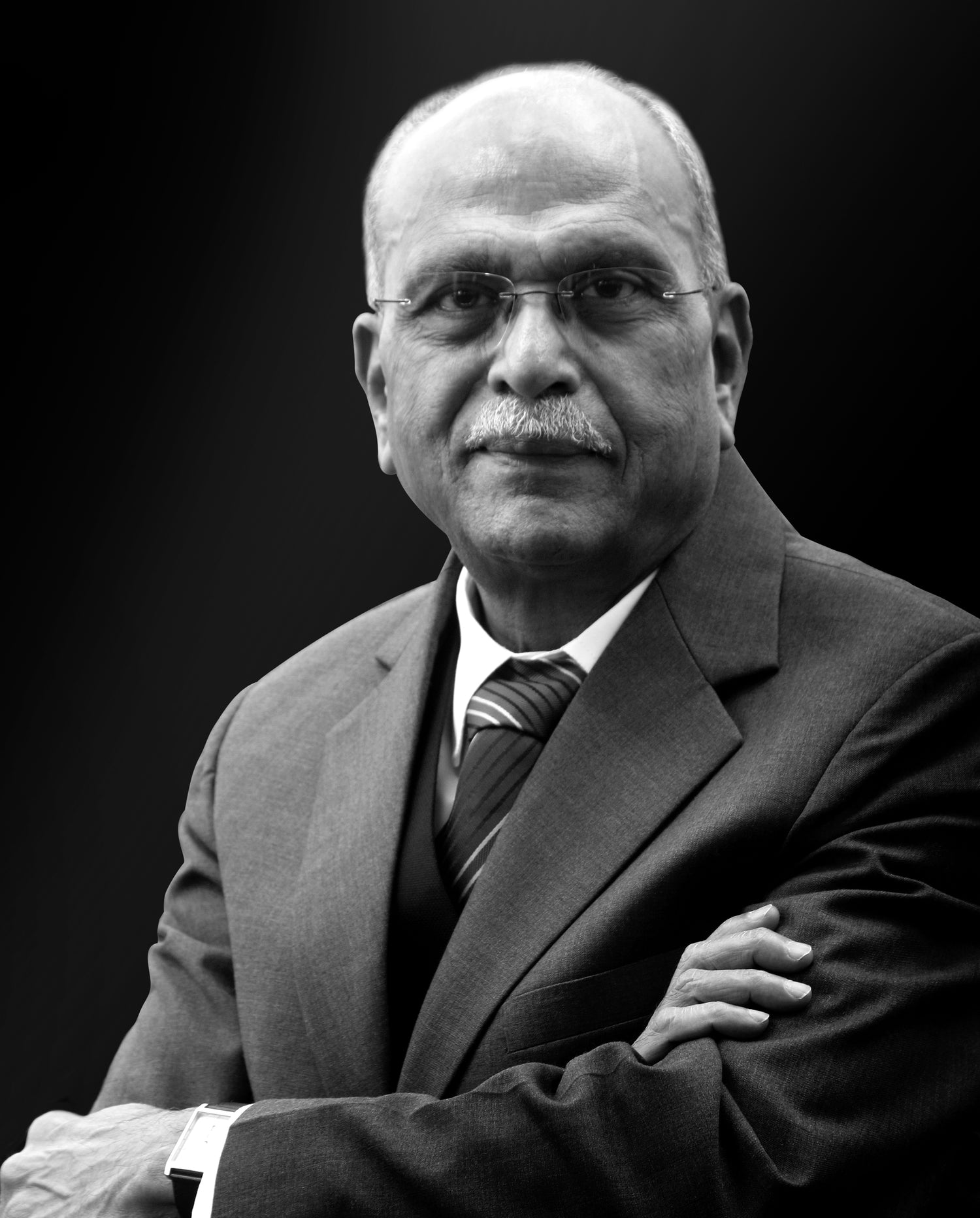 Dr. Harshad Sanghrajka, Cmd, Aromatherapy International Ltd.